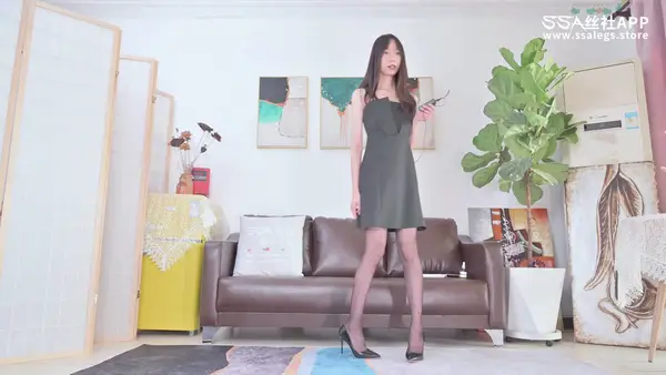 [SSA丝社] 评测 NO.168 伊霖 开箱中国品牌爱幻丝的极光系列点点款丝袜（下） - SSA丝社